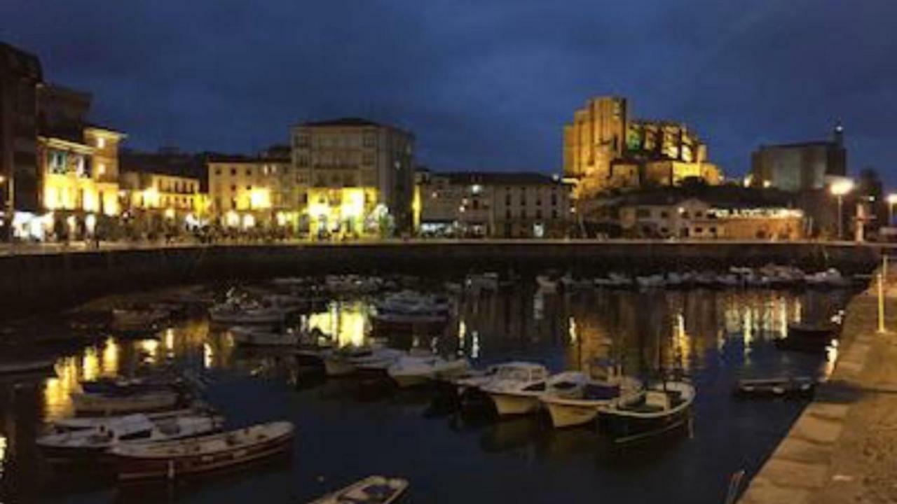 Castro Sun And Beach Lejlighed Castro Urdiales Eksteriør billede